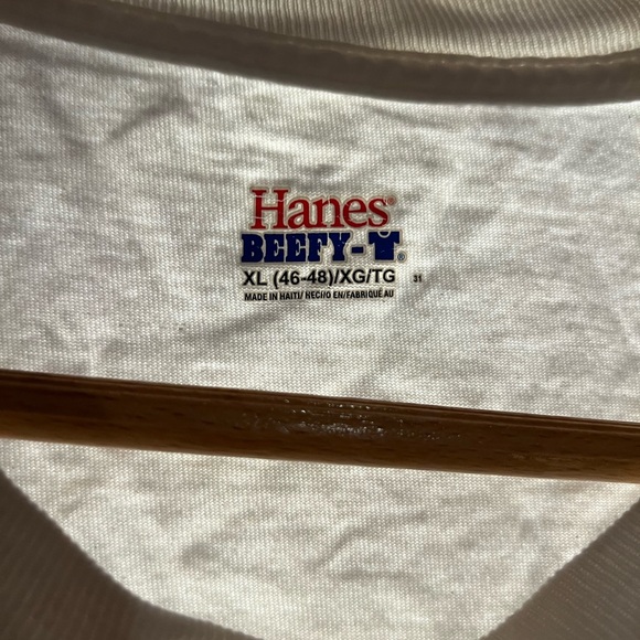 New York City Apple Tee - Picture 2 of 4